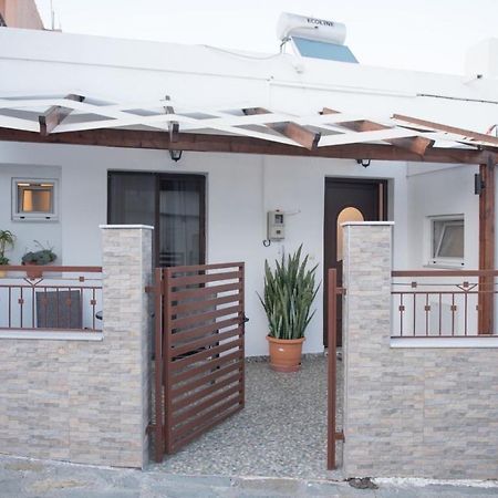 Grandmother'S House Appartement Psinthos Buitenkant foto