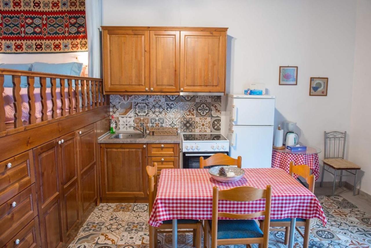Grandmother'S House Appartement Psinthos Buitenkant foto