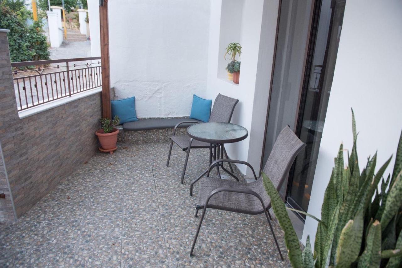 Grandmother'S House Appartement Psinthos Buitenkant foto