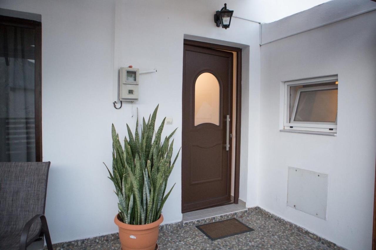 Grandmother'S House Appartement Psinthos Buitenkant foto
