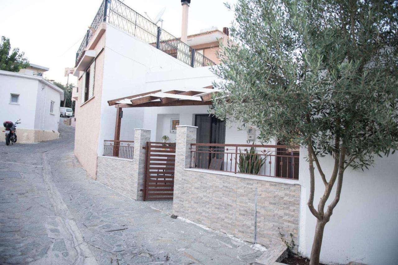 Grandmother'S House Appartement Psinthos Buitenkant foto